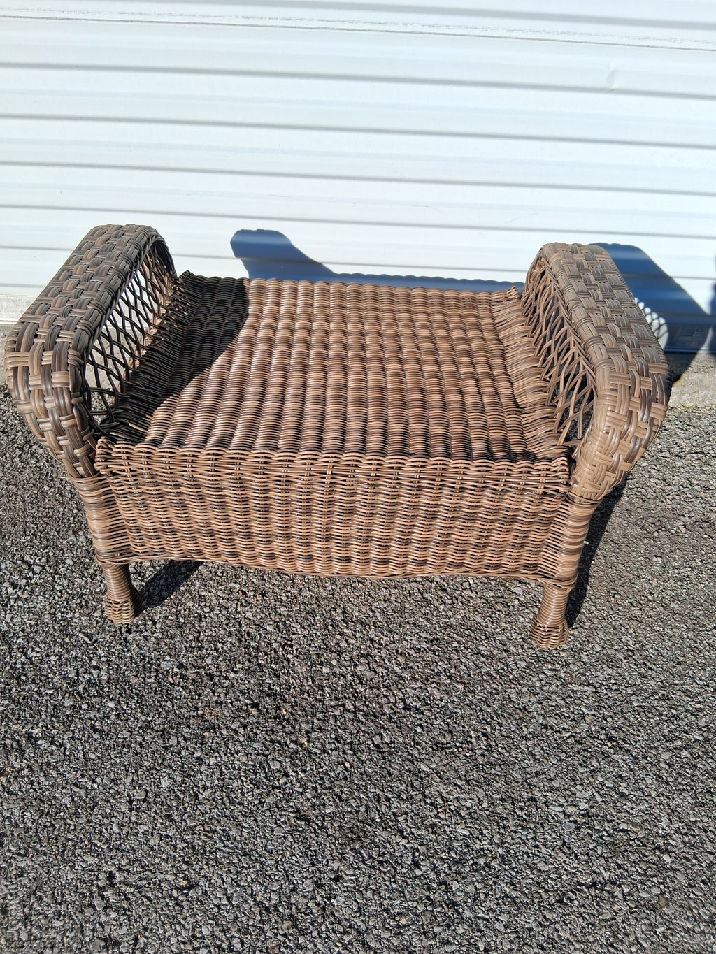 Wicker Indoor/Outdoor Ottoman