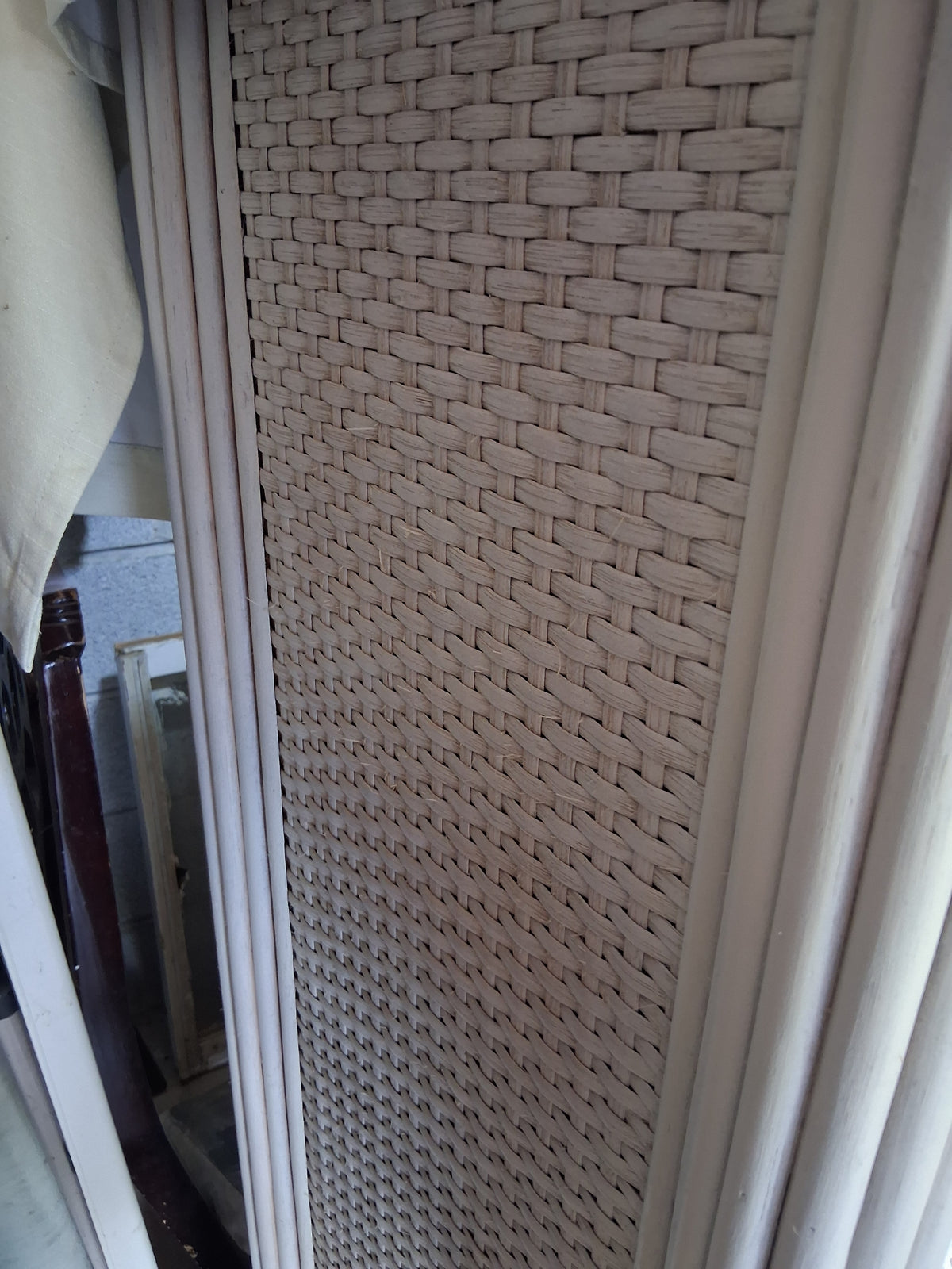 White Premium Rattan/Wicker Queen Size Bed Frame & Tallboy Set